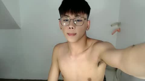 ynotyu online show from June 11, 1:53 pm