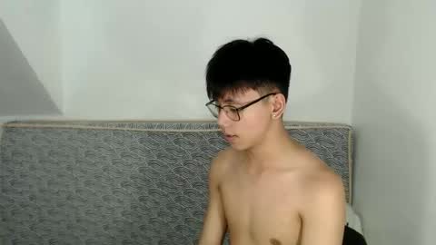 ynotyu online show from June 16, 10:01 pm