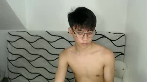 ynotyu online show from June 25, 10:14 pm