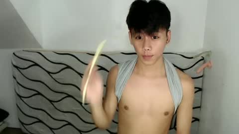 ynotyu online show from June 28, 9:32 pm