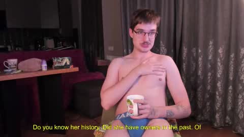 Snapshot of yoga_pizza_420 chatting on November 8, 4:34 am Max online show from November 8, 4:34 am