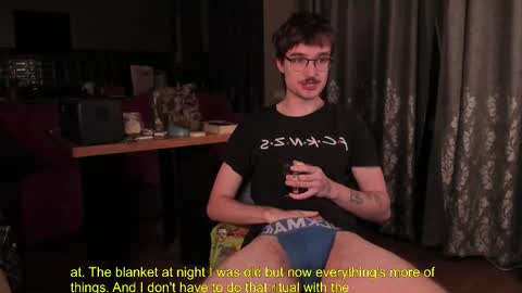 Snapshot of yoga_pizza_420 chatting on December 21, 4:52 am Max online show from December 21, 4:52 am