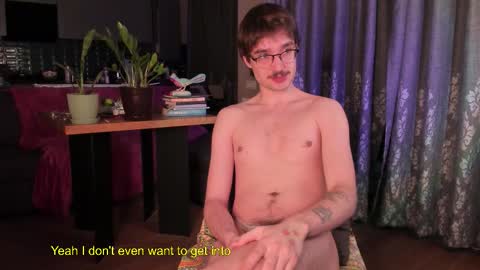 Snapshot of yoga_pizza_420 chatting on February 13, 4:52 am Max online show from February 13, 4:52 am