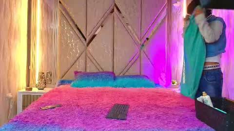 yohan_2003 online show from December 3, 1:20 pm