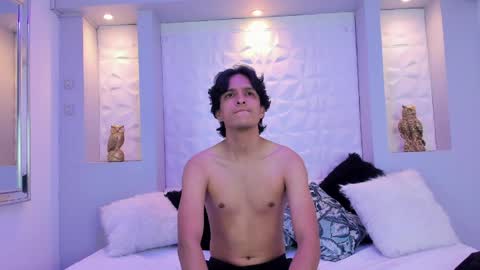 Yoiirchi online show from April 8, 6:30 pm