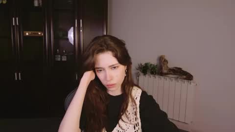 yoka_paradoxxx online show from November 22, 10:25 am