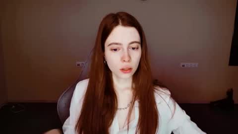 yoka_paradoxxx online show from February 15, 9:52 am