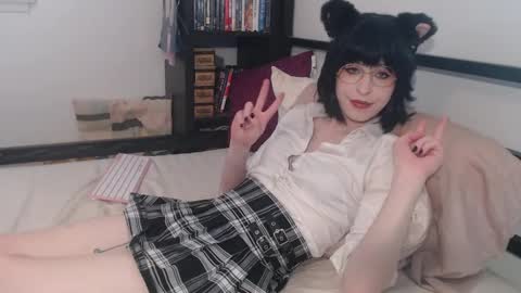 Snapshot of yokaigirl chatting on October 3, 7:33 pm Yokai Girl online show from October 3, 7:33 pm