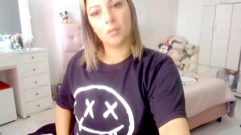 yokiko online show from February 5, 2:48 pm