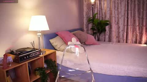 Yoko online show from November 21, 6:01 am