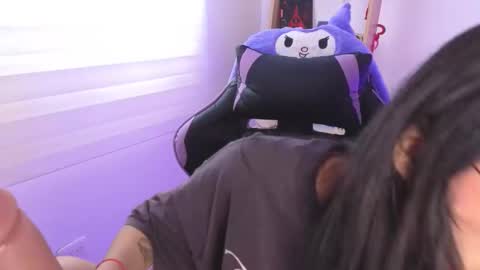 Snapshot of yommi_winx chatting on November 9, 3:54 pm Yommi Winx online show from November 9, 3:54 pm