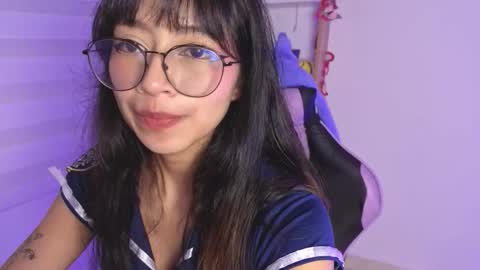 Snapshot of yommi_winx chatting on November 12, 2:12 am Yommi Winx online show from November 12, 2:12 am