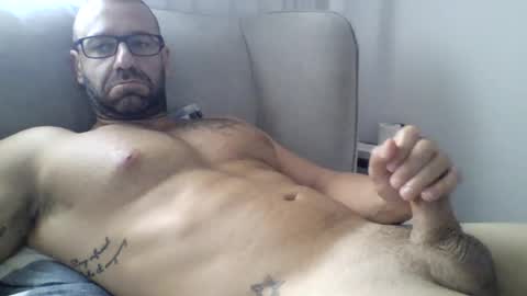 Snapshot of yonik1989 chatting on July 25, 9:29 am FingerMyAss online show from July 25, 9:29 am
