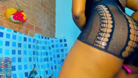 yonnsol_avril online show from February 23, 4:02 pm