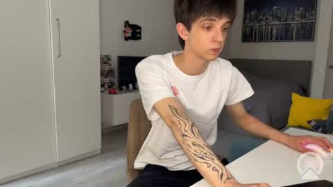 Snapshot of yoo_dee_ohh chatting on June 29, 11:10 am Yoo Dee Ohh online show from June 29, 11:10 am