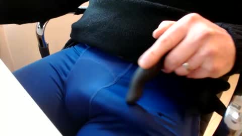 Snapshot of yorkiemanuk chatting on February 12, 3:16 pm yorkiemanuk online show from February 12, 3:16 pm