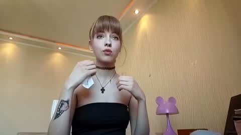 Snapshot of yoshiezerbel chatting on June 10, 3:33 pm yoshiezerbel online show from June 10, 3:33 pm