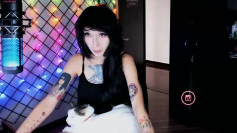 Snapshot of yoshino_san chatting on December 29, 9:52 pm you can call me Andy or  yoshi  3 online show from December 29, 9:52 pm