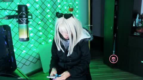 Snapshot of yoshino_san chatting on January 6, 2:26 am you can call me Andy or  yoshi  3 online show from January 6, 2:26 am