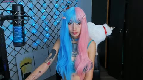 Snapshot of yoshino_san chatting on February 5, 1:26 am you can call me Andy or  yoshi  3 online show from February 5, 1:26 am