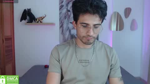 Snapshot of yoshy_man chatting on January 18, 3:31 am yoshy_man online show from January 18, 3:31 am