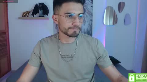 Snapshot of yoshy_man chatting on January 28, 3:04 am yoshy_man online show from January 28, 3:04 am