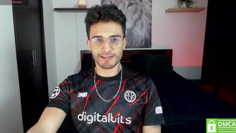 Snapshot of yoshy_man chatting on February 18, 5:53 am yoshy_man online show from February 18, 5:53 am