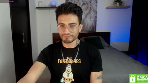 Snapshot of yoshy_man chatting on February 24, 6:27 am yoshy_man online show from February 24, 6:27 am