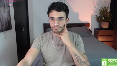 Snapshot of yoshy_man chatting on October 16, 3:18 am yoshy_man online show from October 16, 3:18 am