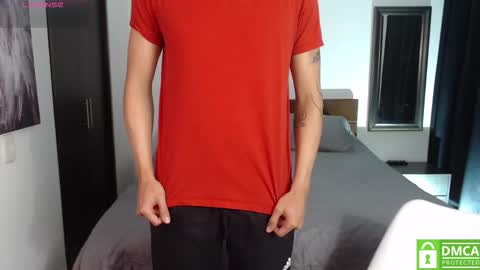 Snapshot of yoshy_man chatting on November 19, 3:06 am yoshy_man online show from November 19, 3:06 am