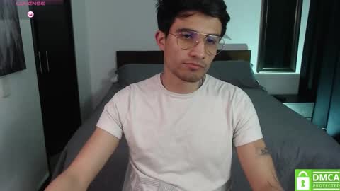 Snapshot of yoshy_man chatting on November 20, 3:07 am yoshy_man online show from November 20, 3:07 am