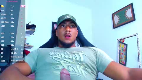 Snapshot of yosoy_enzo2020 chatting on October 30, 3:30 am Enzo online show from October 30, 3:30 am