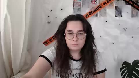 Snapshot of you_aurora chatting on September 29, 2:11 pm Aurora online show from September 29, 2:11 pm