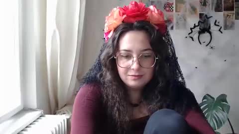 Snapshot of you_aurora chatting on October 13, 10:15 am Aurora online show from October 13, 10:15 am