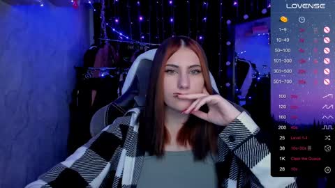 Snapshot of you_lika chatting on December 6, 1:51 am Lika online show from December 6, 1:51 am