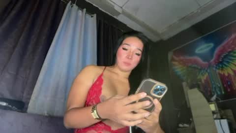 Snapshot of you_should_try chatting on July 25, 9:51 am Denice online show from July 25, 9:51 am