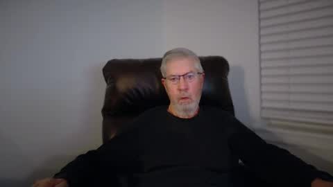 Colorado Guy Straight online show from December 14, 1:16 pm