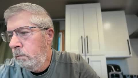 Colorado Guy Straight online show from May 22, 12:55 pm