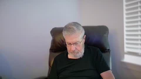 Snapshot of yougogirl_3 chatting on July 21, 1:35 pm Colorado Guy Straight online show from July 21, 1:35 pm