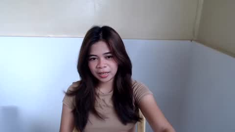 Snapshot of yougotgela69 chatting on June 23, 6:33 am Gela online show from June 23, 6:33 am