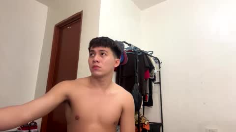 Cyrus online show from February 26, 5:01 pm