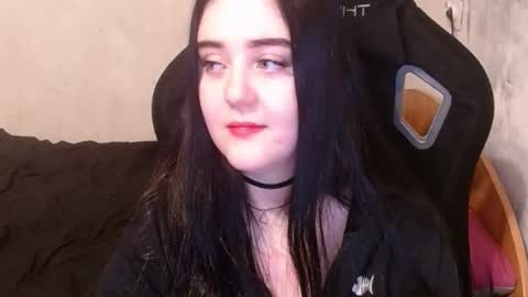 Snapshot of your_8a8y chatting on December 3, 2:16 pm your_8a8y online show from December 3, 2:16 pm