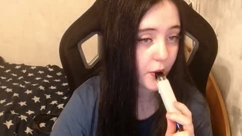 Snapshot of your_8a8y chatting on December 10, 12:38 pm your_8a8y online show from December 10, 12:38 pm