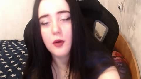 Snapshot of your_8a8y chatting on January 21, 9:03 am your_8a8y online show from January 21, 9:03 am