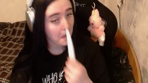 Snapshot of your_8a8y chatting on September 15, 2:28 pm your_8a8y online show from September 15, 2:28 pm