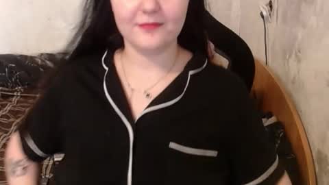 Snapshot of your_8a8y chatting on September 17, 6:26 am your_8a8y online show from September 17, 6:26 am