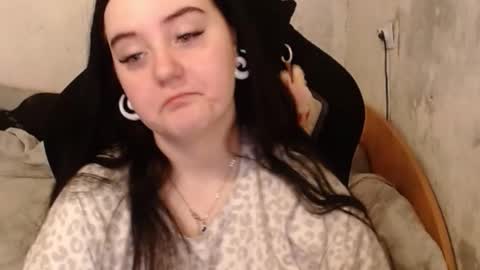 Snapshot of your_8a8y chatting on September 29, 1:05 pm your_8a8y online show from September 29, 1:05 pm