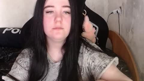 Snapshot of your_8a8y chatting on October 9, 10:02 am your_8a8y online show from October 9, 10:02 am