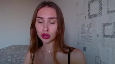 Amelia online show from May 2, 3:28 pm
