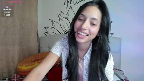 Snapshot of your_beck chatting on March 2, 11:09 pm mia3 online show from March 2, 11:09 pm